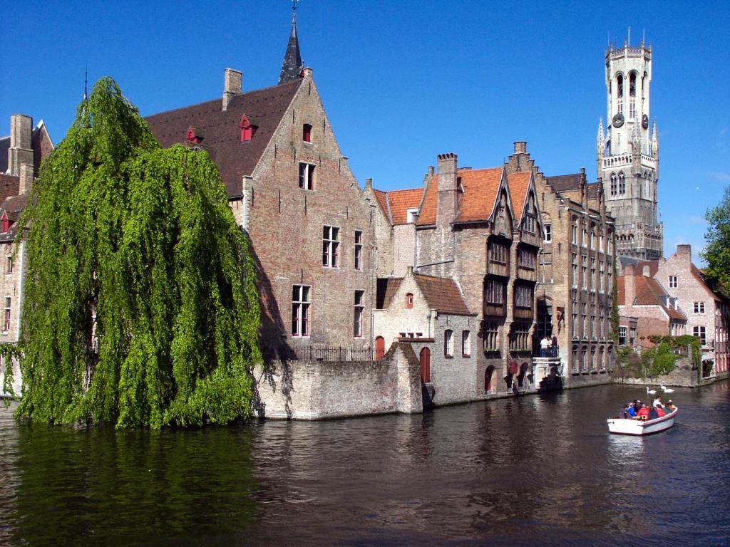 Hotel Loreto Brugge Bagian luar foto